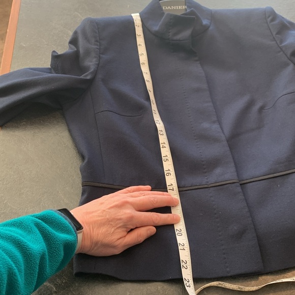 Ladies Hugo Boss Blazer - Picture 11 of 11